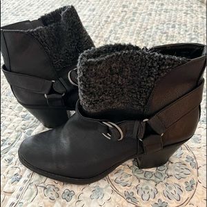 Women’s black ankle boots- Sz 11
